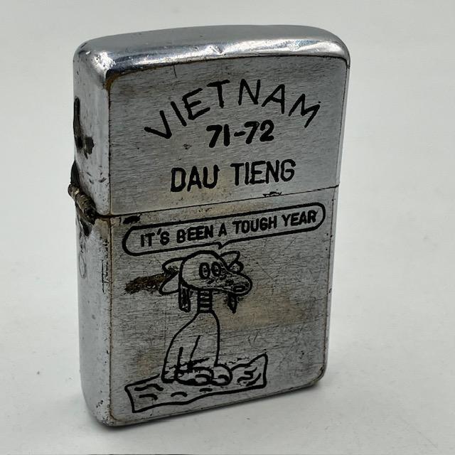 ZIPPO（ジッポー） ベトナムジッポー 1971年 変な犬の絵柄 使えます 