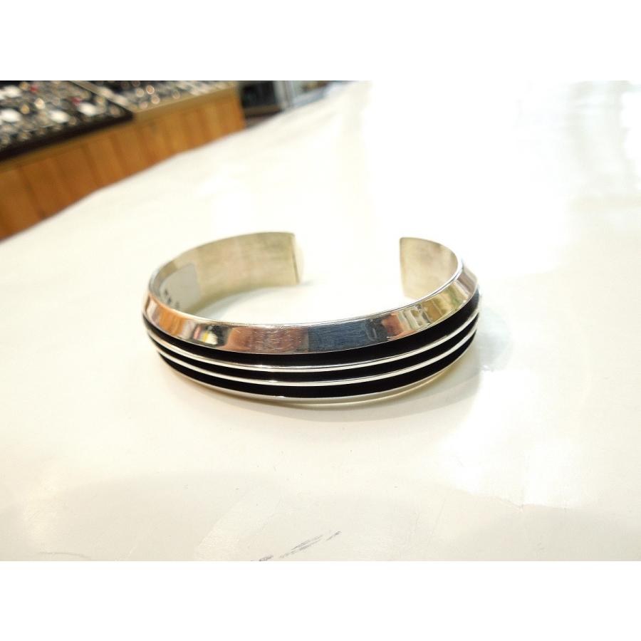 名前入れ無料！TOM HAWK 3ライン バングル 925シルバー製 ネイティブ