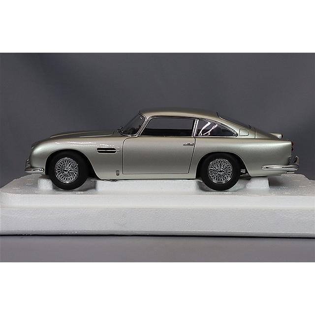 オートアート コンポジット 1/18 アストンマーティン DB5
