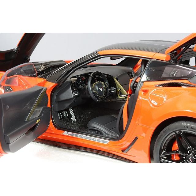 オートアート コンポジット 1/18 シボレー コルベット (C7) ZR1