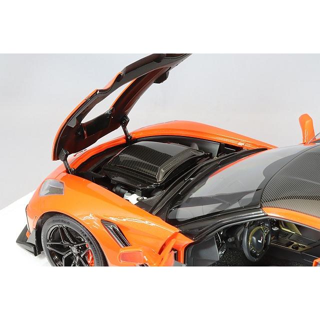 オートアート　コルベット Z06 オレンジ ミニカー オートアート コルベット Z06 オレンジ ミニカー Amazon | WELLY 1/24