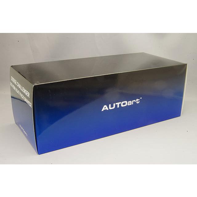 秋冬の主役◎ オートアート コンポジット 1/18 ダッジ チャレンジャー 392 HEMI スキャットパック シェイカー 2018 パール パープル 【2587555954】(13640円)