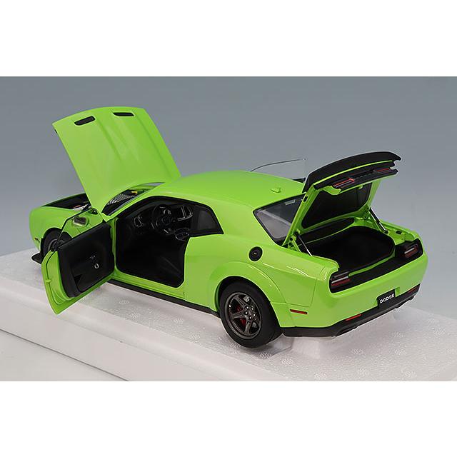 オートアート コンポジット 1/18 ダッジ チャレンジャー SRT スーパー ストック 2023 メタリックライムグリーン (SUBLIME) |  | 04