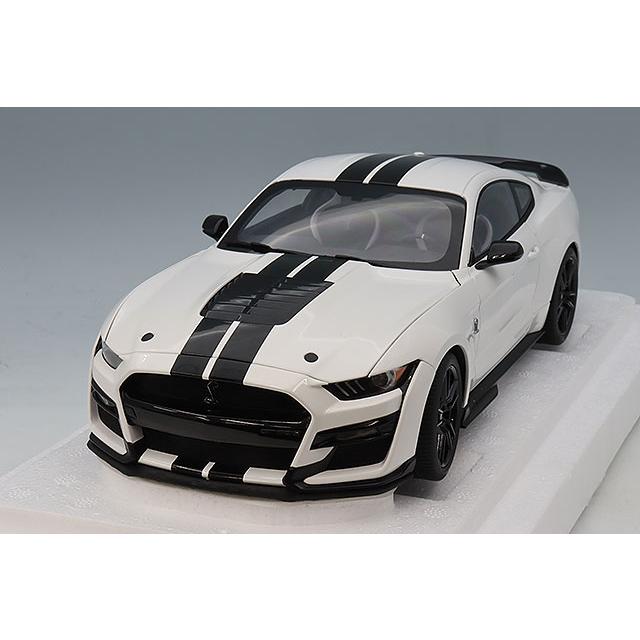 オートアート コンポジット 1/18 フォード マスタング シェルビー GT500 ホワイト/ブラックストライプ | 