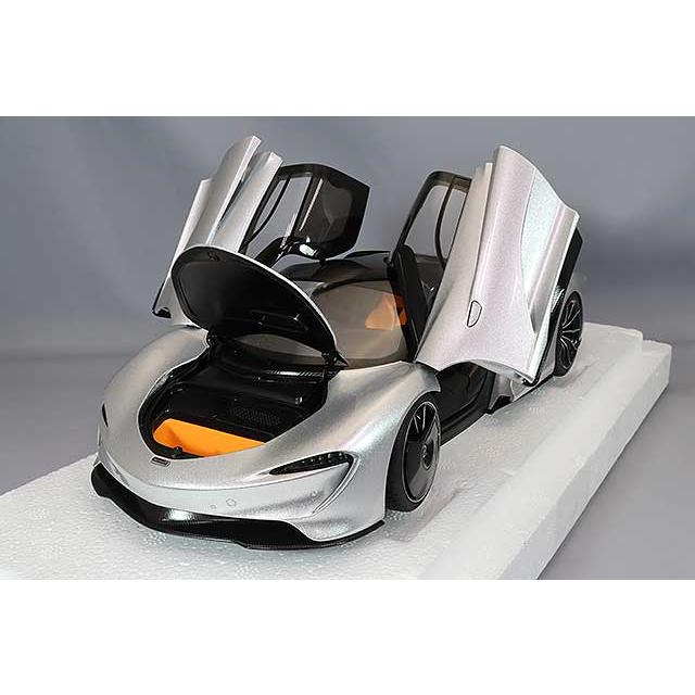 オートアート 1/18 マクラーレン 12C(シルバー) シグネチャーシリーズ 1/18 マクラーレン MP4-12C（シルバー）[オート