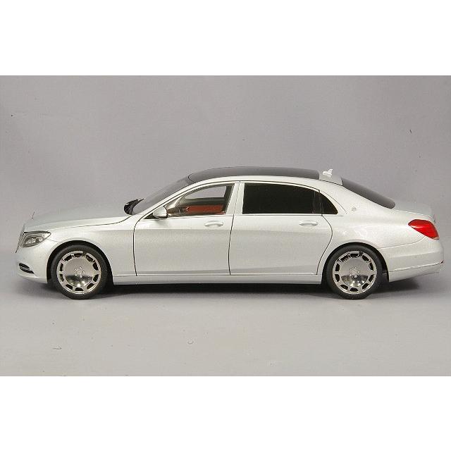 オートアート　1/18　メルセデス　マイバッハ　S600 Amazon | AUTOart 1/18 メルセデス・マイバッハ S 600 (シルバー