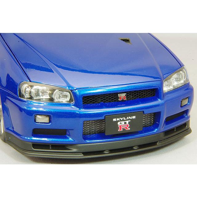 オートアート　日産　スカイライン GT-R　R34 ベイサイドブルー 1/18 Amazon.com: AUTOart 1/18 Nissan Skyline GT-R (R34) V Spec II