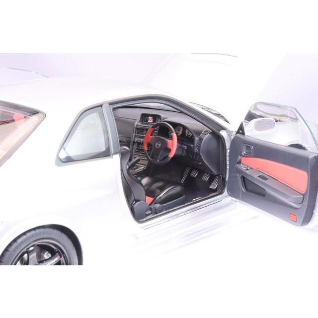 オートアート コンポジット 1/18 ニスモ R34 GT-R Z-tune シルバー