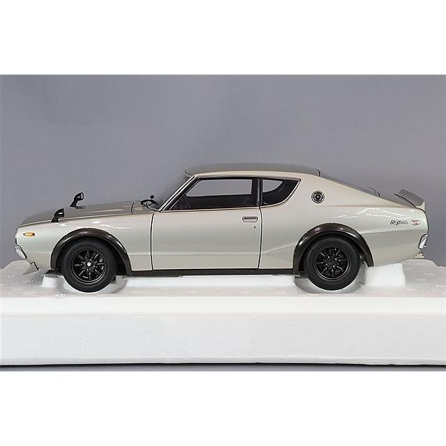 オートアート コンポジット 1/18 日産 スカイライン 2000GT-R (KPGC110