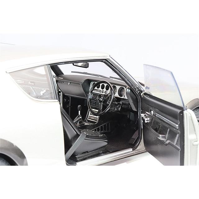 オートアート コンポジット 1/18 日産 スカイライン 2000GT-R (KPGC110