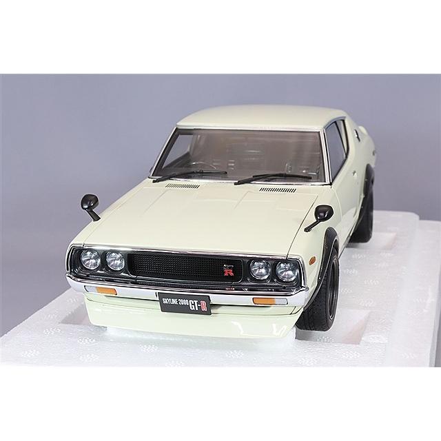 オートアート コンポジット 1/18 日産 スカイライン 2000GT-R (KPGC110