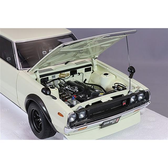 オートアート コンポジット 1/18 日産 スカイライン 2000GT-R (KPGC110