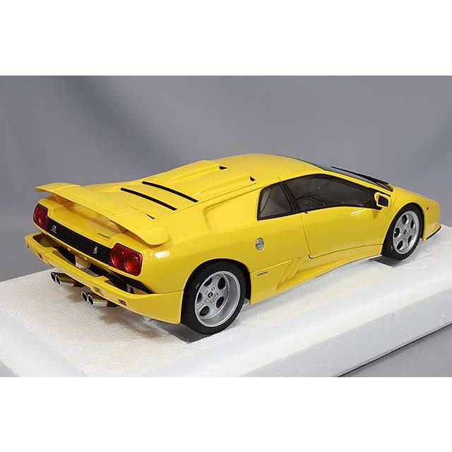 オートアート コンポジット 1/18 ランボルギーニ ディアブロ