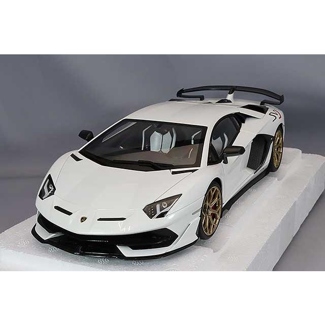 オートアート コンポジット 1/18 ランボルギーニ アヴェン オートアート コンポジット 1/18 ランボルギーニ アヴェン