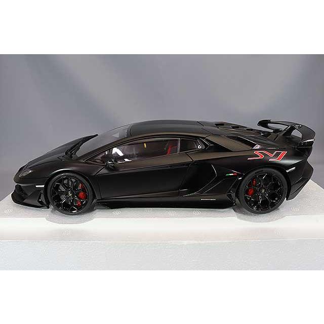 オートアート コンポジット 1/18 ランボルギーニ アヴェンタドール SVJ