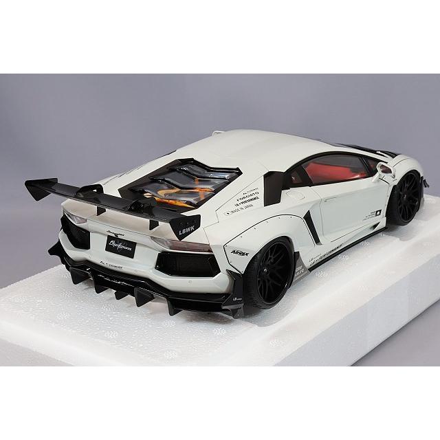 オートアート コンポジット 1/18 LB-WORKS ランボルギーニ アヴェン