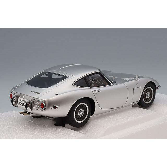 オートアート コンポジット 1/18 トヨタ 2000GT 1967 シルバー 【リニューアル再生産】 |  | 02