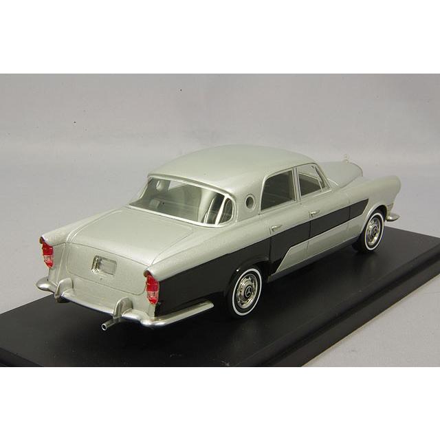 ミニカー/完成品 BoS Models 1/43 メルセデスベンツ ギア 300C