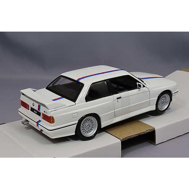ミニカー/完成品 ブラゴ 1/24 BMW M3 E30 1988 ホワイト : キッド