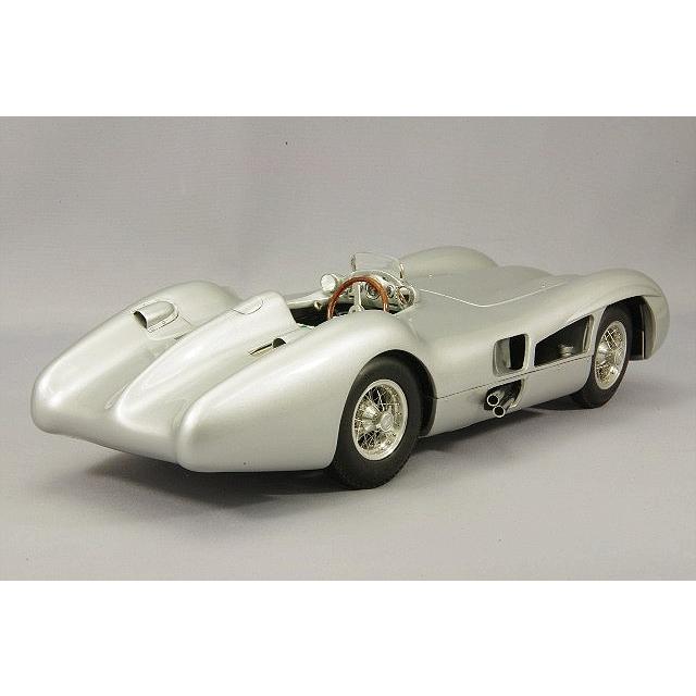 ミニカー/完成品 CMC 1/18 メルセデスベンツ W196R ストリームライナー 1954 シルバー｜kidbox｜03