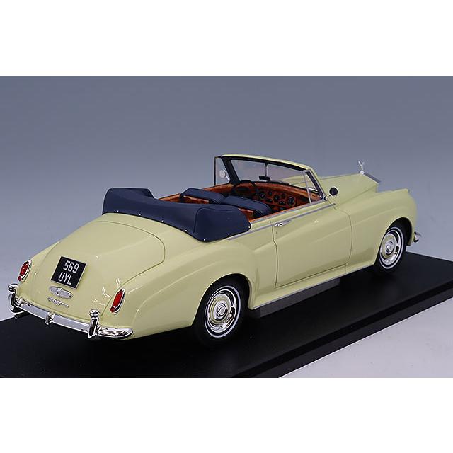 CULT 1/18 ロールスロイス シルバークラウド DHC 60-62 アイボリー |  | 02