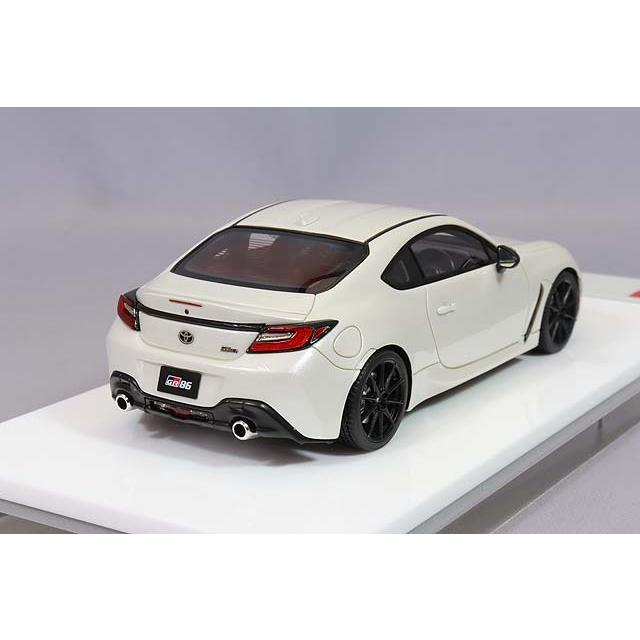 トヨタ GR86 クリスタルホワイトミニカー 1/30 非売品 Amazon | 1/30 ミニカー 新型GR86 カラーサンプル 非売品 ミニカー