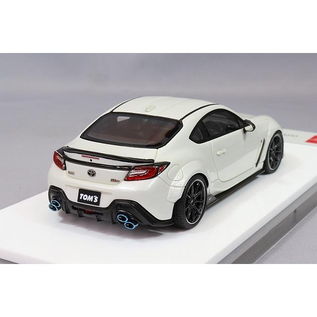 アイドロン 1/43 トムス GR86 ワイドボディ 2022 クリスタルホワイト