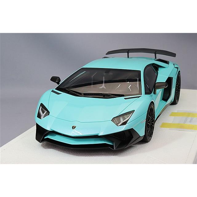 アイドロン 1/18 ランボルギーニ アヴェンタドール LP750-4 SV 2015