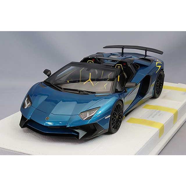 アイドロン 1/18 ランボルギーニ アヴェンタドール LP750-4 SV