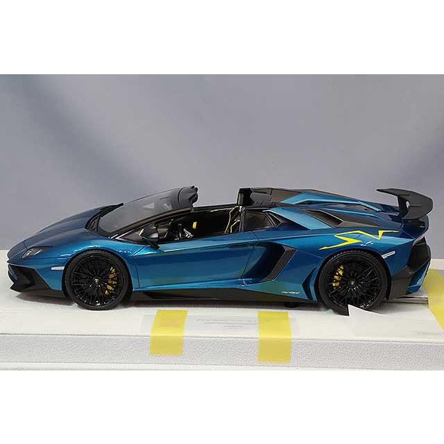 アイドロン 1/18 ランボルギーニ アヴェンタドール LP750-4 SV
