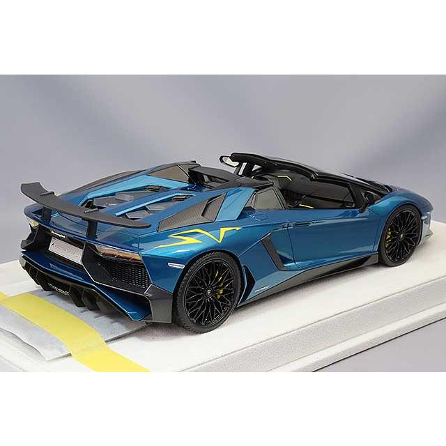 アイドロン 1/18 ランボルギーニ アヴェンタドール LP750-4 SV