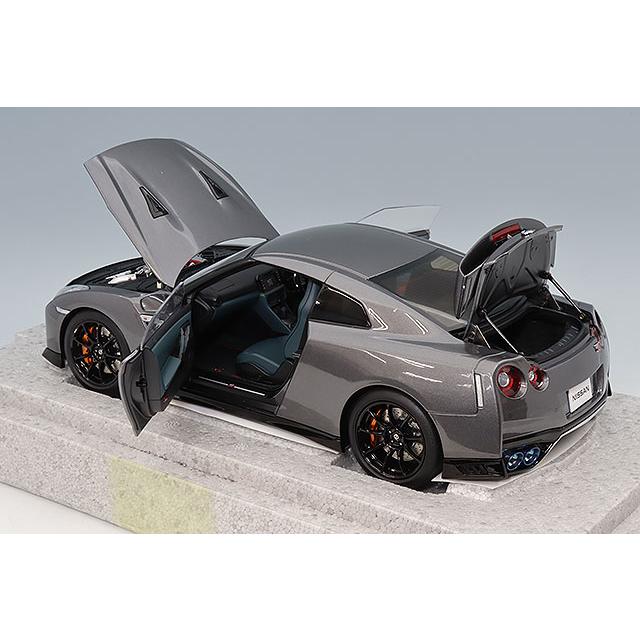 MOTORHELIX 1/18 日産 GT-R (R35) トラックエディション エンジニ