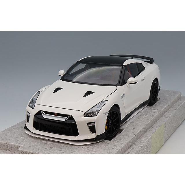 MOTORHELIX 1/18 日産 GT-R (R35) トラックエディション エンジニ