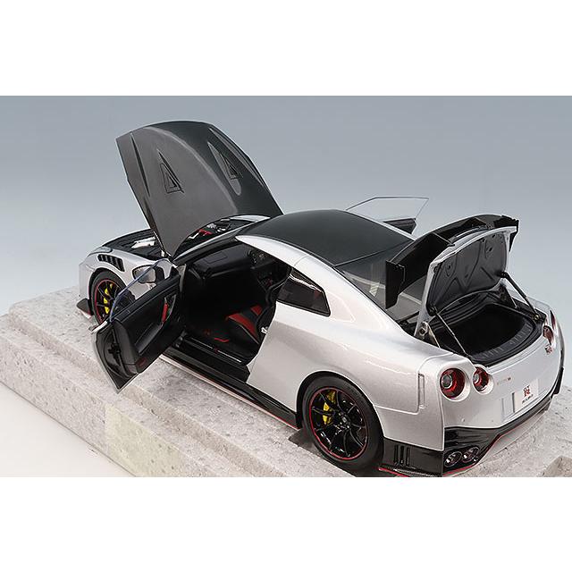 MOTORHELIX 1/18 日産 GT-R ニスモ (R35) スペシャルエディション 2022