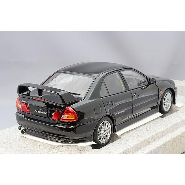 MOTORHELIX 1/18 三菱 ランサー エボリューション IV ピレネーブラック