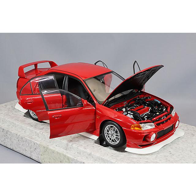 MOTORHELIX 1/18 三菱 ランサーエボリューション IV Palma