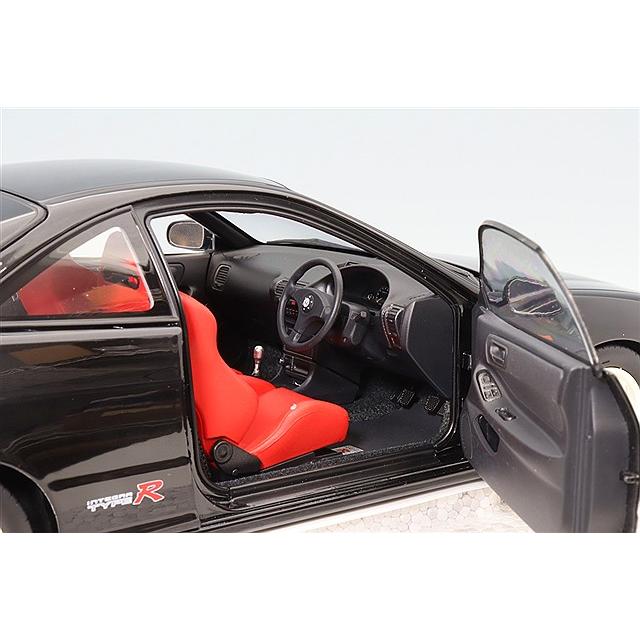 MOTORHELIX 1/18 ホンダ インテグラ タイプR (DC2) 前期型 フラメンコ
