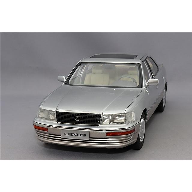 激レア/Lexusレクサス LS400 絶版 1/18 激レア/Lexusレクサス LS400 絶版 1/18
