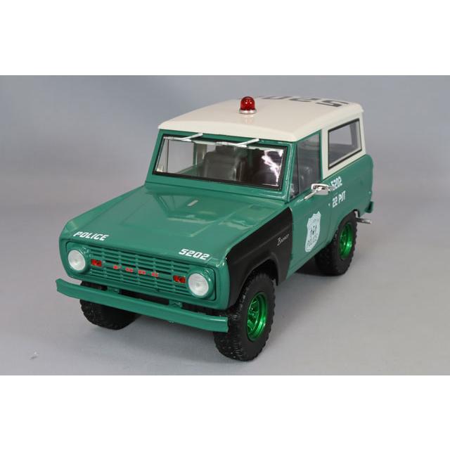 グリーンライト 1/24 1967 フォード ブロンコ ニューヨーク市警察