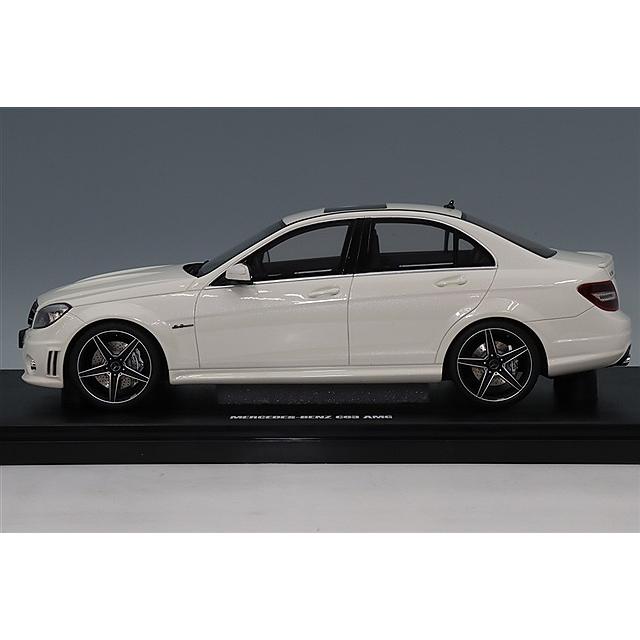 GTスピリット 1/18 メルセデスベンツ C63 AMG 2007 ホワイト : キッド