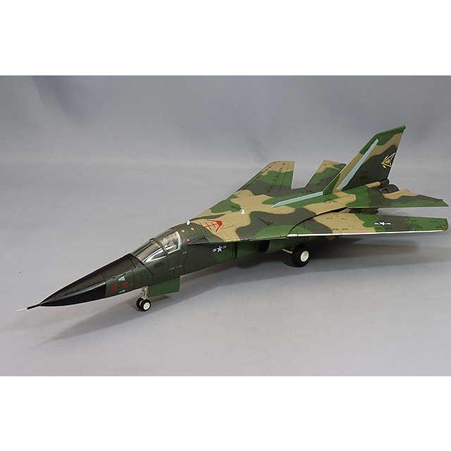 ホビーマスター 1/72 F-111A アードバーク 
