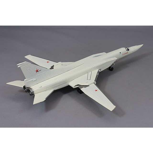 飛行機/完成品 ヘルパウィングス 1/200 ツポレフ TU-22M3M 