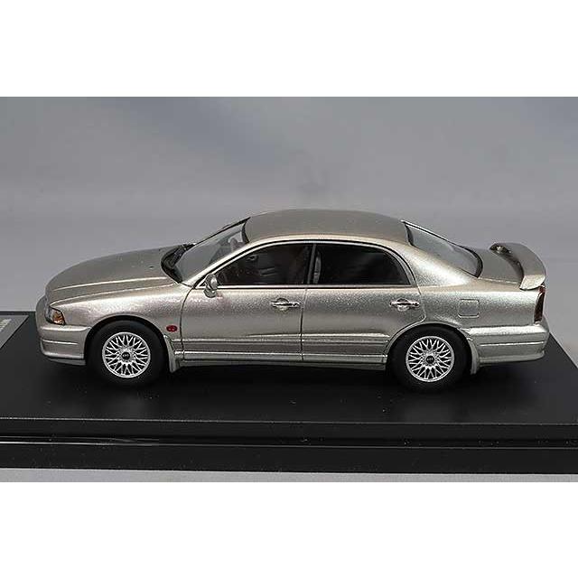 ハイストーリー 1/43 三菱 ディアマンテ 30M SE (1995) シンフォニックシルバー |  | 01