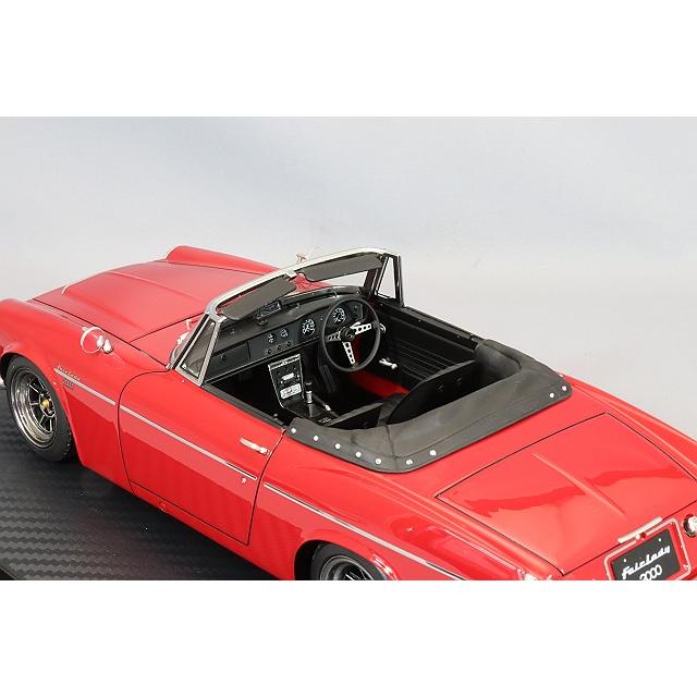 イグニッションモデル 1/18 ダットサン フェアレディ 2000 イグニッションモデル 1/18 ダットサン フェアレディ 2000