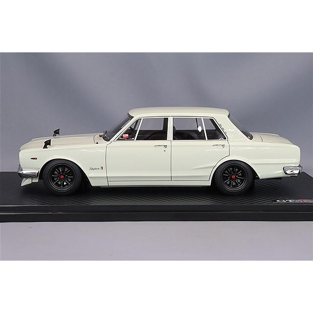 イグニッションモデル 1/18 日産 スカイライン 2000 GT-R (PGC10