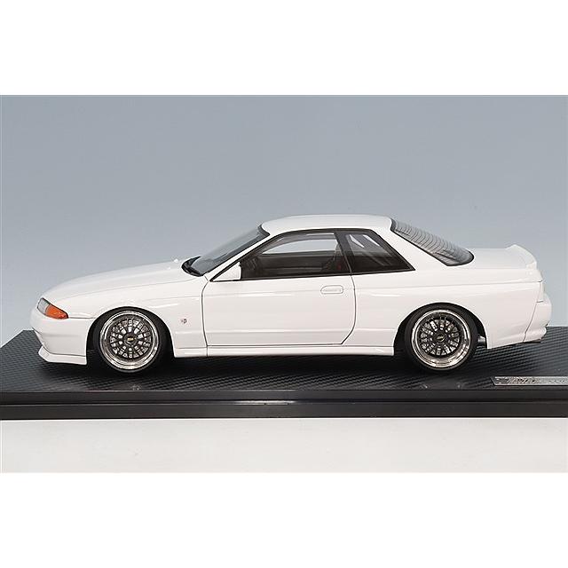 イグニッションモデル 1/18 日産 スカイライン GT-R (R32) ホワイト