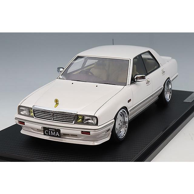 イグニッションモデル 1/18 日産 セドリック シーマ (Y31) パール