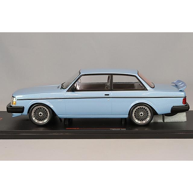ixoイクソ/'85 Volvoボルボ 240 Turboターボ 24 1/18 ixoイクソ/´85 Volvoボルボ 240 Turboターボ 24 1/18