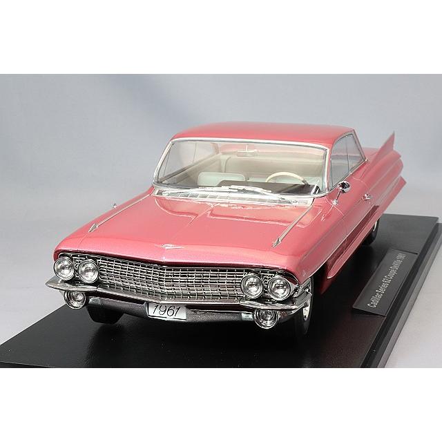KKスケール 1/18 キャデラック シリーズ 62 クーペ デビル 1961 ピンク