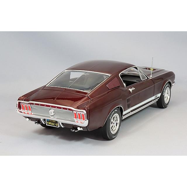 アメリカンマッスル 1/18 1967 フォード マスタング 2+2 GT